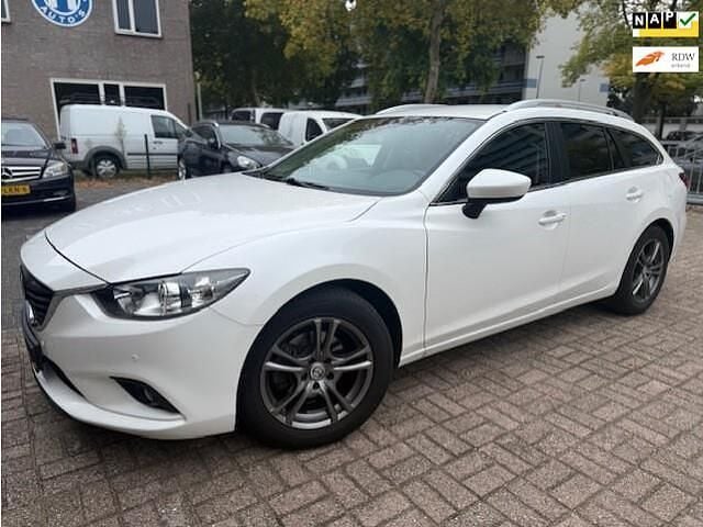 Wit Occasion 2015 Mazda 6 Stationwagen | € 9.750 (Goede deal) - Afbeelding 1/4