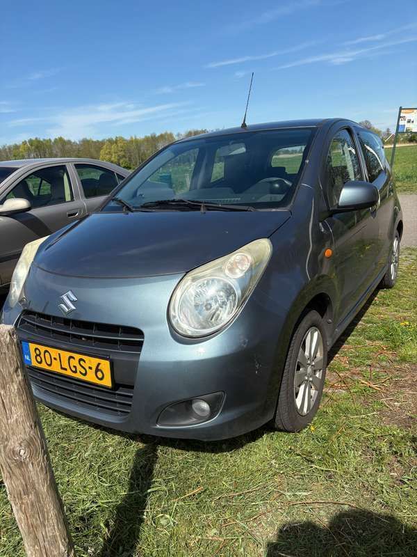 Grijs Gebruikt 2010 Suzuki Alto Exclusive Hatchback | € 2.500 (Goede deal) - Afbeelding 1/4
