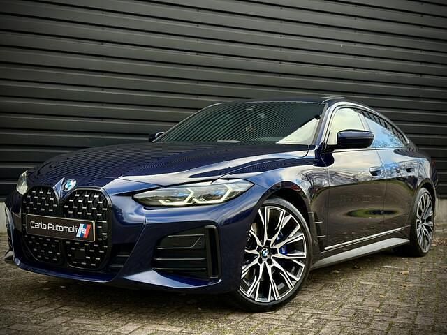 Blauw / tansanitblau ii metallic Gebruikt 2022 BMW 430 M Sport Coupé | € 43.950 (Goede deal) - Afbeelding 1/4