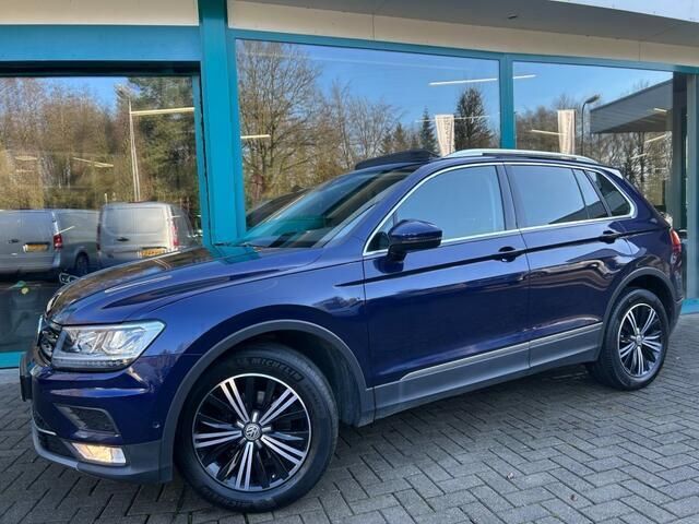 Blauw Gebruikt 2016 VW Tiguan Highline SUV | € 19.900 (Eerlijke prijs) - Afbeelding 1/4