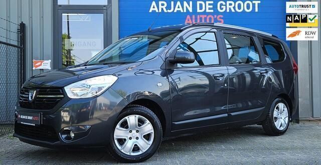 Grijs Gebruikt 2017 Dacia Lodgy MPV | € 11.850 (Iets duurder) - Afbeelding 1/4