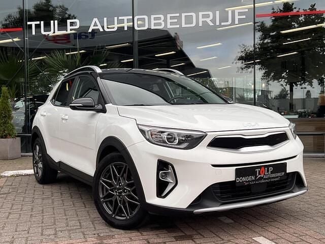 Occasion Kia Stonic 101 PK (74 kW) 2022 Wit SUV