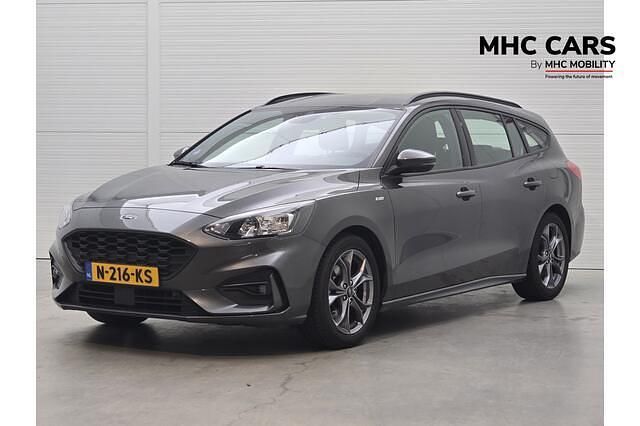 Grijs Gebruikt 2021 Ford Focus Business Edition Stationwagen | € 13.300 (Eerlijke prijs) - Afbeelding 1/4