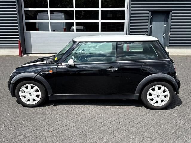 Occasion Mini Cooper Pepper 116 PK (85 kW) 2002 Zwart Hatchback