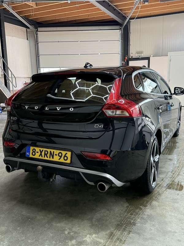 Occasion Volvo V40 R-Design 190 PK (139 kW) 2014 Zwart MPV