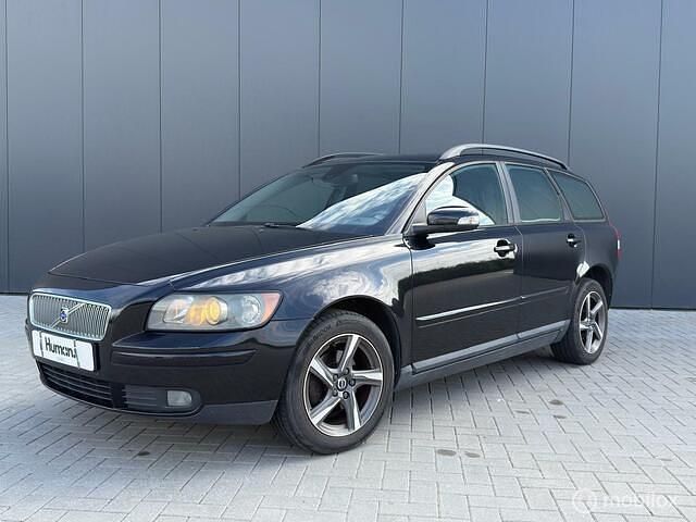 Zwart Gebruikt 2007 Volvo V50 Summum Stationwagen | € 6.450 (Iets duurder) - Afbeelding 1/4