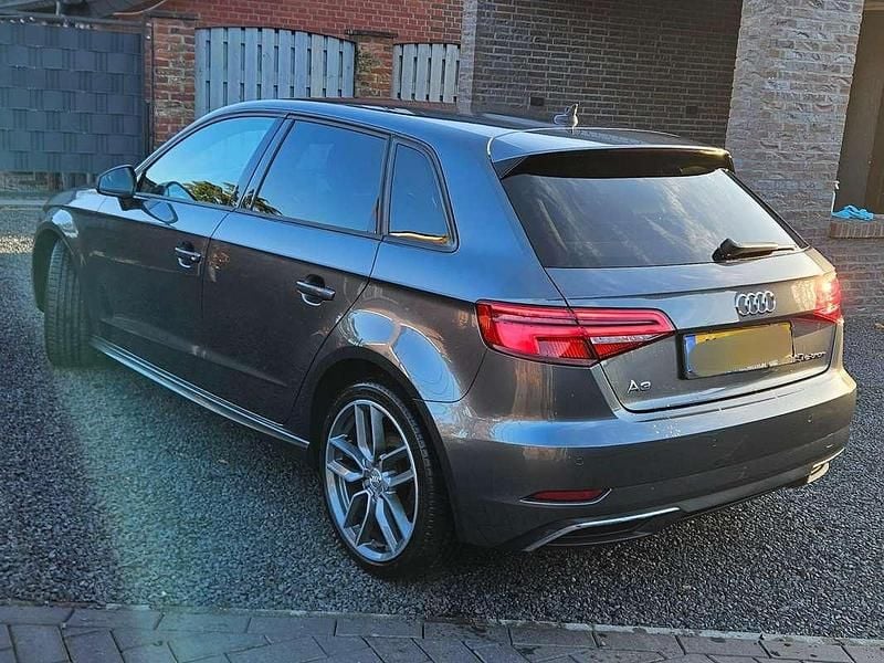 Occasion Audi A3 Sportback e-tron Sport 204 PK (150 kW) 2020 Grijs Hatchback