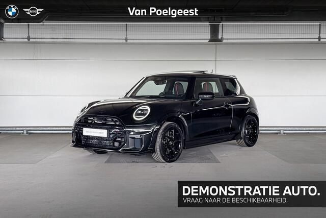 Midnight black ii Nieuw 2025 Mini John Cooper Works Hatchback | € 48.310 - Afbeelding 1/4