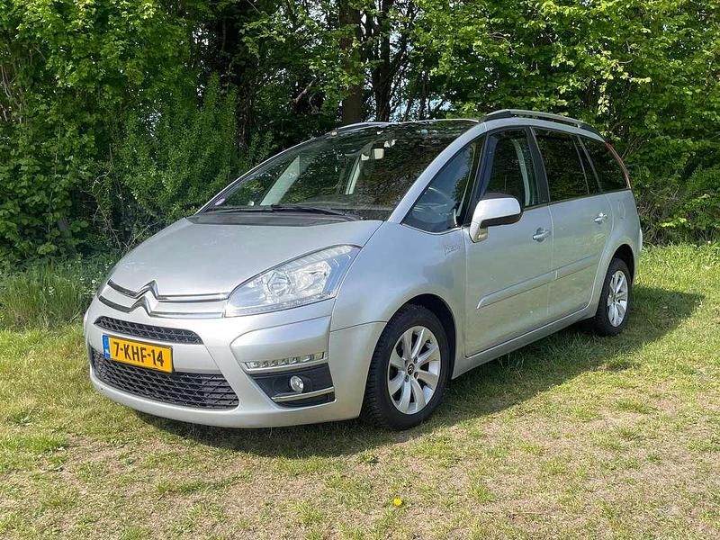 Zilver Gebruikt 2013 Citroën Grand C4 Picasso MPV | € 6.666 (Goede deal) - Afbeelding 1/4