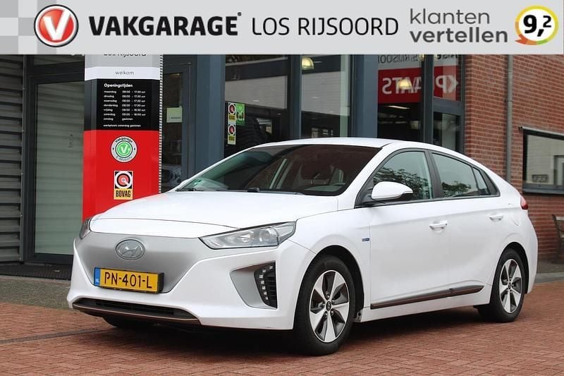 Wit Gebruikt 2017 Hyundai Ioniq Comfort Hatchback | € 9.990 (Eerlijke prijs) - Afbeelding 1/4