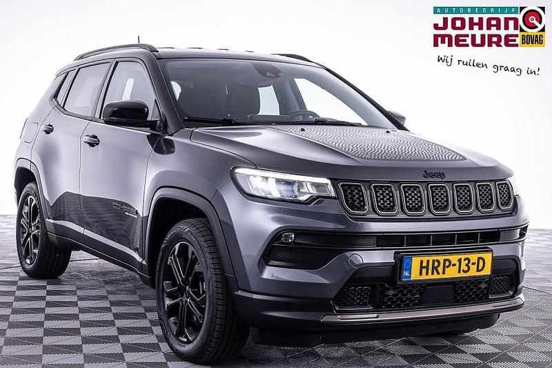 Grijs Gebruikt 2022 Jeep Compass SUV | € 26.390 (Goede deal) - Afbeelding 1/4