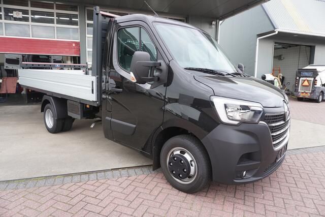 Zwart Gebruikt 2024 Renault Master Van | € 38.850 (Super prijs) - Afbeelding 1/4