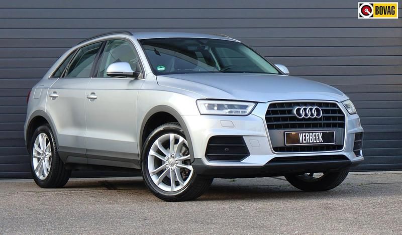 Grijs Gebruikt 2018 Audi Q3 Design SUV | € 18.950 (Eerlijke prijs) - Afbeelding 1/4