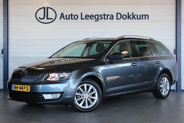 Occasion Skoda Octavia Business Line 111 PK (81 kW) 2017 Grijs Stationwagen