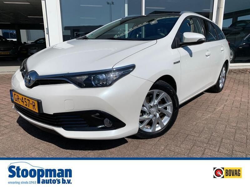 Wit Gebruikt 2015 Toyota Auris Stationwagen | € 14.995 (Eerlijke prijs) - Afbeelding 1/4