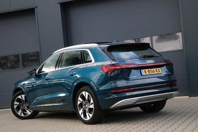 Occasion Audi e-tron S-Line 230 kW (313 PK) 2020 Blauw (metallic) SUV