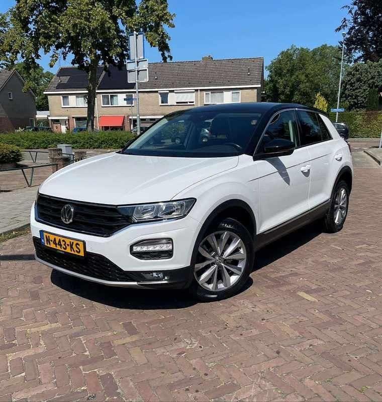 Gebruikt 2018 VW T-Roc Style SUV | € 12.500 (Eerlijke prijs) - Afbeelding 1/4