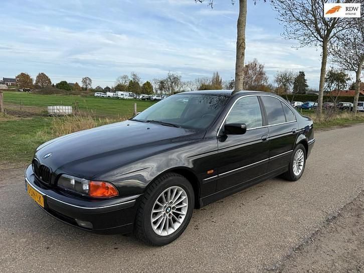 Gebruikt 1999 BMW 523 Executive | € 5.950 (Eerlijke prijs) - Afbeelding 1/4