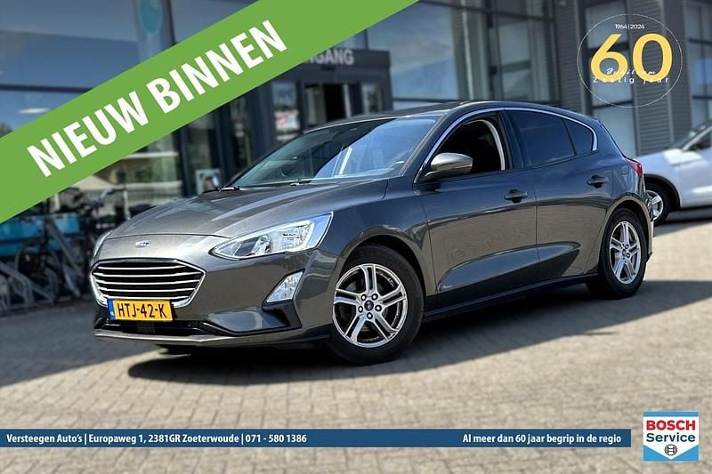 Grijs Gebruikt 2019 Ford Focus Cool & Connect Hatchback | € 14.950 (Eerlijke prijs) - Afbeelding 1/4