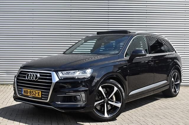 Zwart Gebruikt 2016 Audi Q7 Sport SUV | € 23.940 (Goede deal) - Afbeelding 1/4