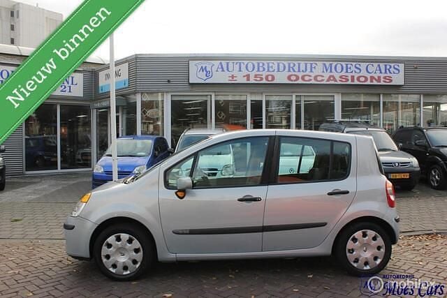 Occasion Renault Modus 89 PK (65 kW) 2005 Grijs MPV