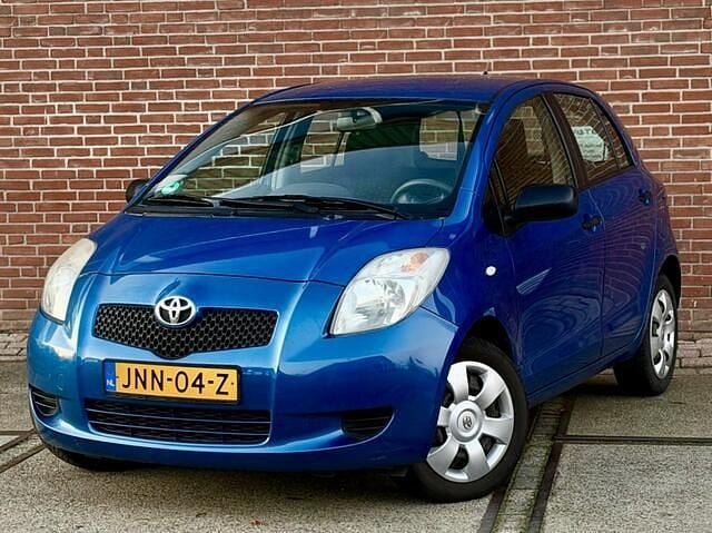 Blauw Gebruikt 2006 Toyota Yaris Sol Hatchback | € 3.950 (Eerlijke prijs) - Afbeelding 1/4