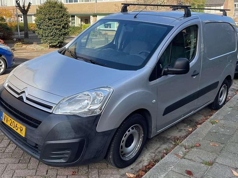 Grijs Gebruikt 2016 Citroën Berlingo Van | € 5.500 (Goede deal) - Afbeelding 1/4