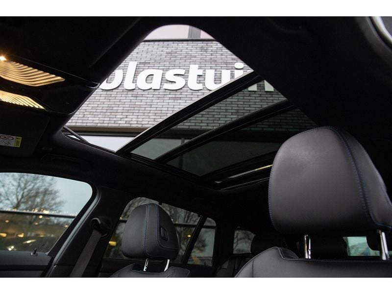 Occasion BMW 330 293 PK (215 kW) 2023 Grijs Stationwagen