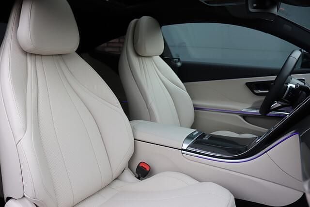 Occasion Mercedes CLE200 AMG line 204 PK (150 kW) 2024 Zwart Coupé