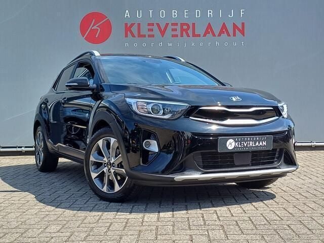 Zwart Gebruikt 2020 Kia Stonic SUV | € 18.950 (Iets duurder) - Afbeelding 1/4