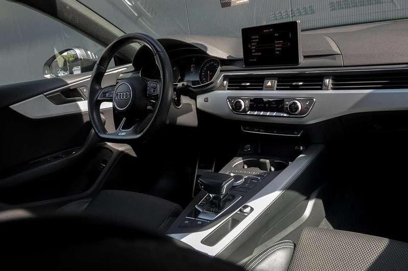 Occasion Audi A5 S-Line 191 PK (140 kW) 2018 Grijs, metallic lak Coupé