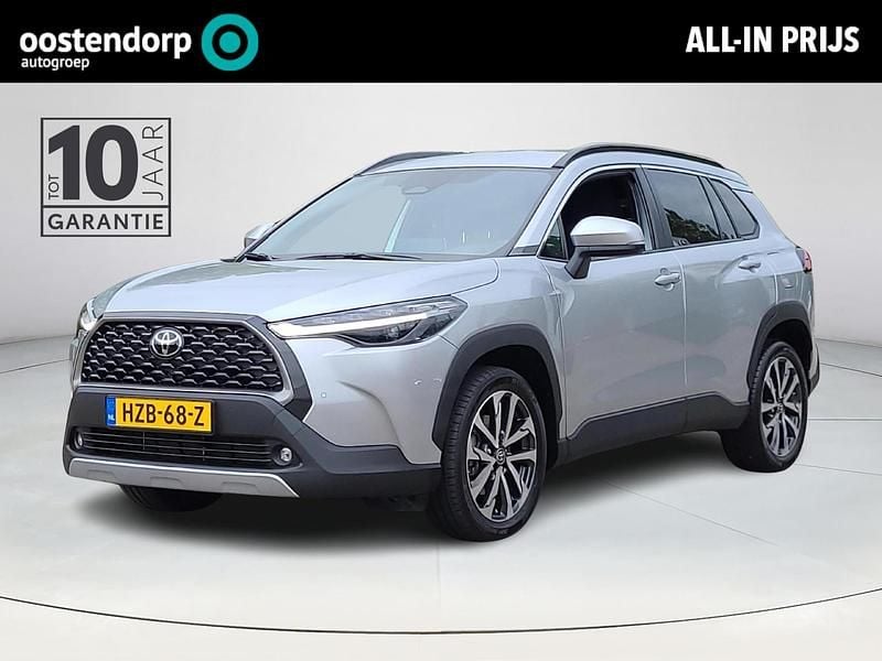 Grijs Gebruikt 2024 Toyota Corolla Cross Style SUV | € 37.950 (Eerlijke prijs) - Afbeelding 1/4