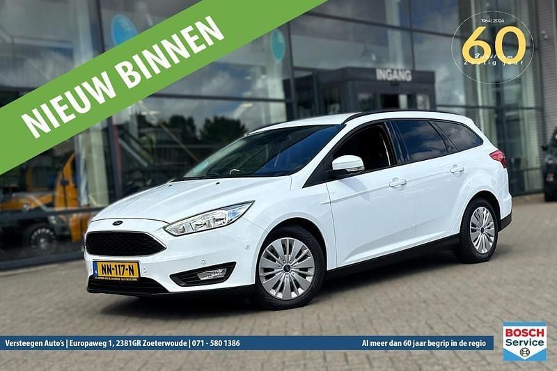 Wit Gebruikt 2016 Ford Focus Stationwagen | € 7.950 (Eerlijke prijs) - Afbeelding 1/4