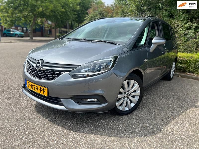 Grijs Gebruikt 2017 Opel Zafira Innovation MPV | € 13.450 (Eerlijke prijs) - Afbeelding 1/4