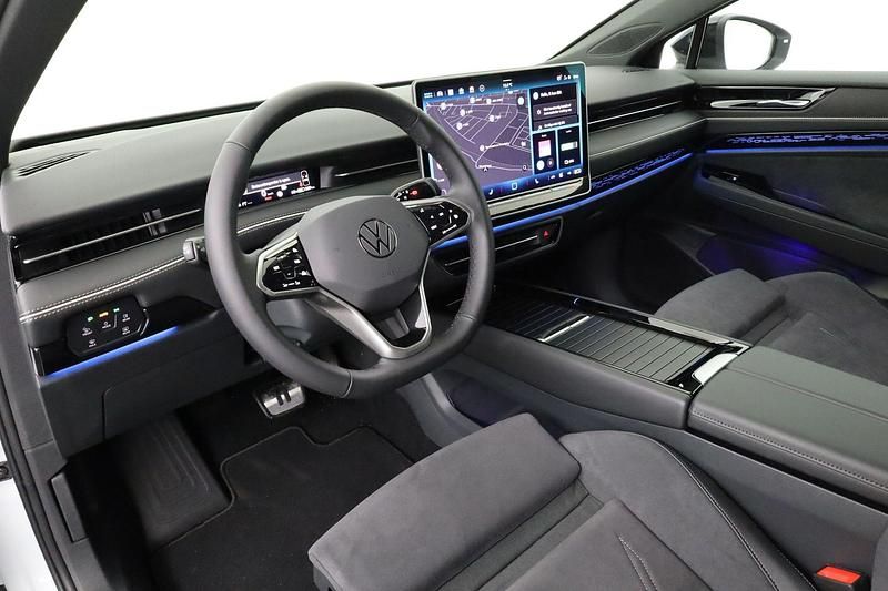 Nieuw VW ID.7 Pro 210 kW (286 PK) 2025 Zwart Stationwagen