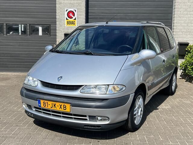 Grijs Gebruikt 2002 Renault Espace MPV | € 1.995 - Afbeelding 1/4