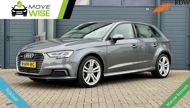 Occasion Audi A3 Sportback e-tron Sport 2017 Grijs (metallic) Hatchback