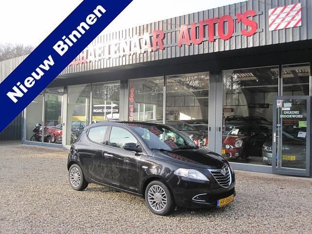 Zwart Gebruikt 2011 Lancia Ypsilon Gold Hatchback | € 5.500 (Eerlijke prijs) - Afbeelding 1/4