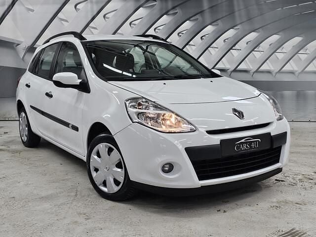 Wit Gebruikt 2012 Renault Clio IV Collection Hatchback | € 3.999 (Eerlijke prijs) - Afbeelding 1/4