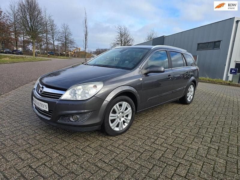 Occasion Opel Astra Executive 110 PK (80 kW) 2009 Grijs Stationwagen