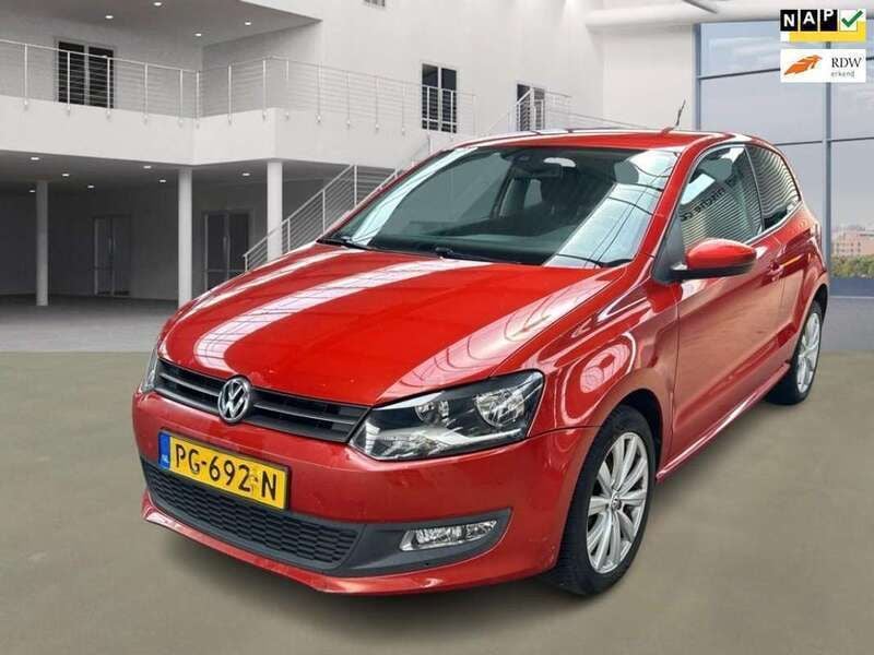 Oranje Gebruikt 2011 VW Polo Comfortline Hatchback | € 3.895 (Super prijs) - Afbeelding 1/4