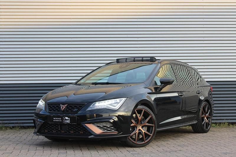 Zwart Gebruikt 2020 Cupra Leon Stationwagen | € 31.950 (Iets duurder) - Afbeelding 1/4