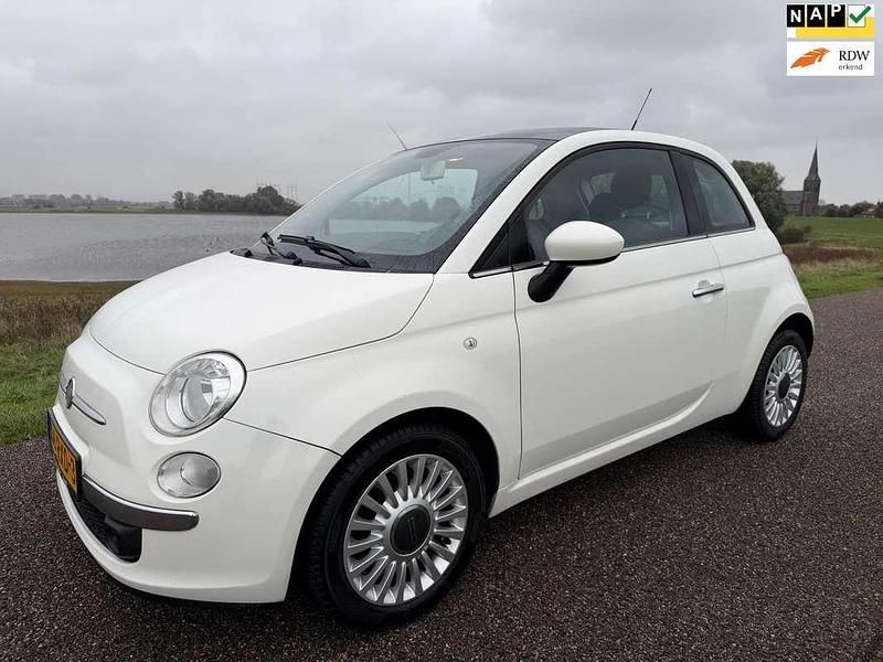 Wit Gebruikt 2011 Fiat 500 Pop Hatchback | € 3.950 (Goede deal) - Afbeelding 1/4