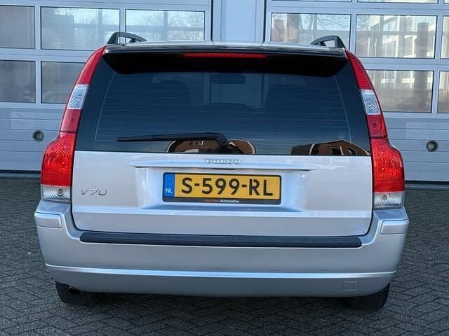 Occasion Volvo V70 Summum 210 PK (154 kW) 2004 Grijs (metallic) Stationwagen