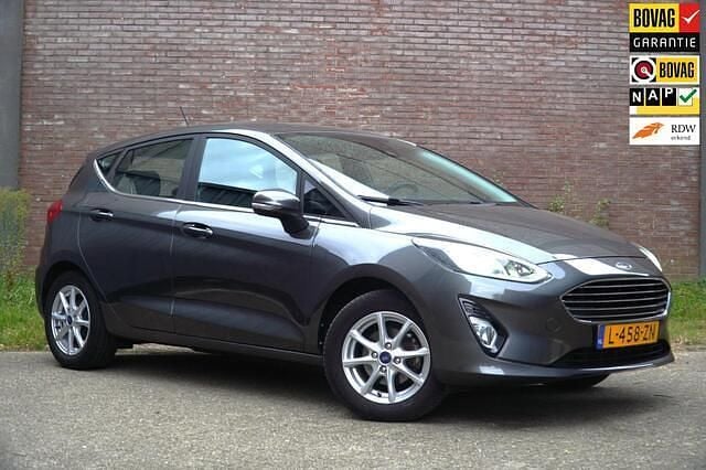 Grijs Gebruikt 2021 Ford Fiesta Titanium Hatchback | € 15.250 (Eerlijke prijs) - Afbeelding 1/4