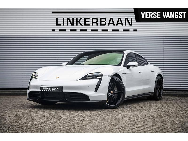 Wit Gebruikt 2020 Porsche Taycan Turbo S Sedan | € 73.945 - Afbeelding 1/3