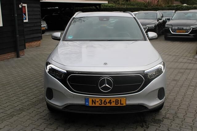 Occasion Mercedes EQA250 Business 140 kW (191 PK) 2021 Grijs SUV