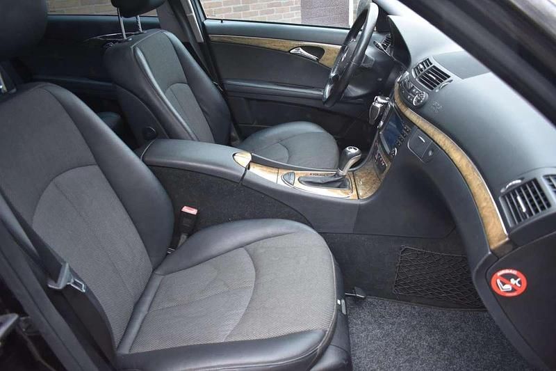 Occasion Mercedes E200 Avantgarde 184 PK (135 kW) 2007 Zwart Stationwagen
