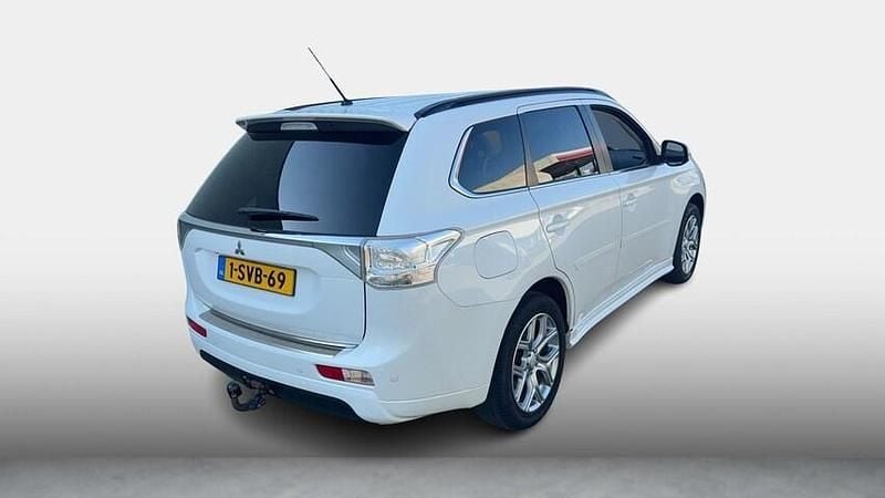 Occasion Mitsubishi Outlander P-HEV Instyle 2013 Wit SUV