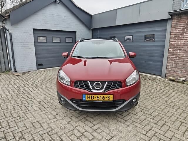 Occasion Nissan Qashqai 117 PK (86 kW) 2012 Rood SUV